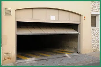 Quality Garage Door Service Lancaster, TX 972-439-9895 - hom-cont-gr-22m
